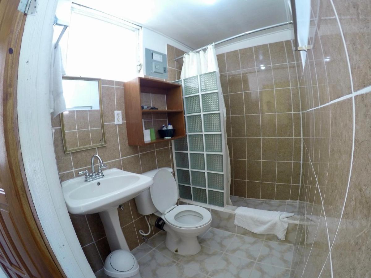 Chila'S Accommodations Caye Caulker Dış mekan fotoğraf