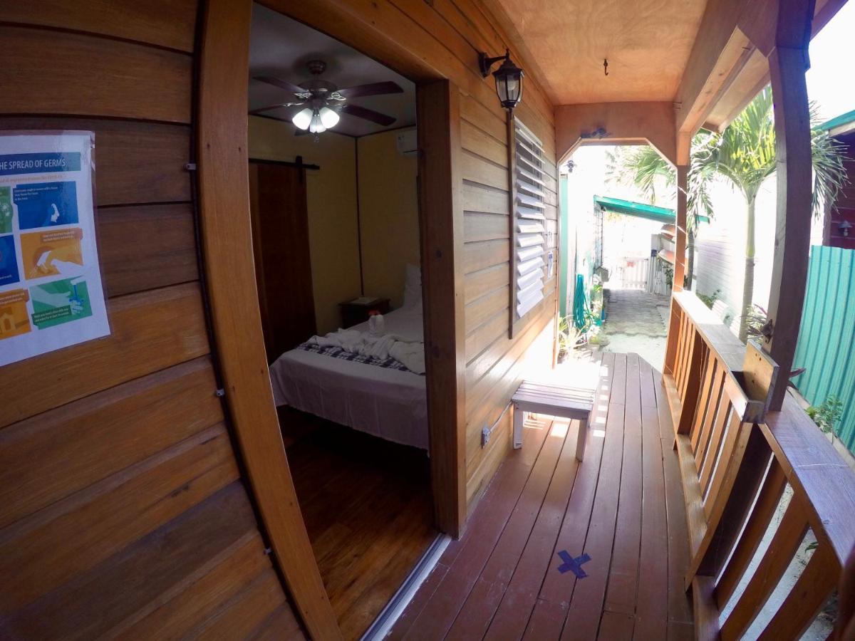 Chila'S Accommodations Caye Caulker Dış mekan fotoğraf