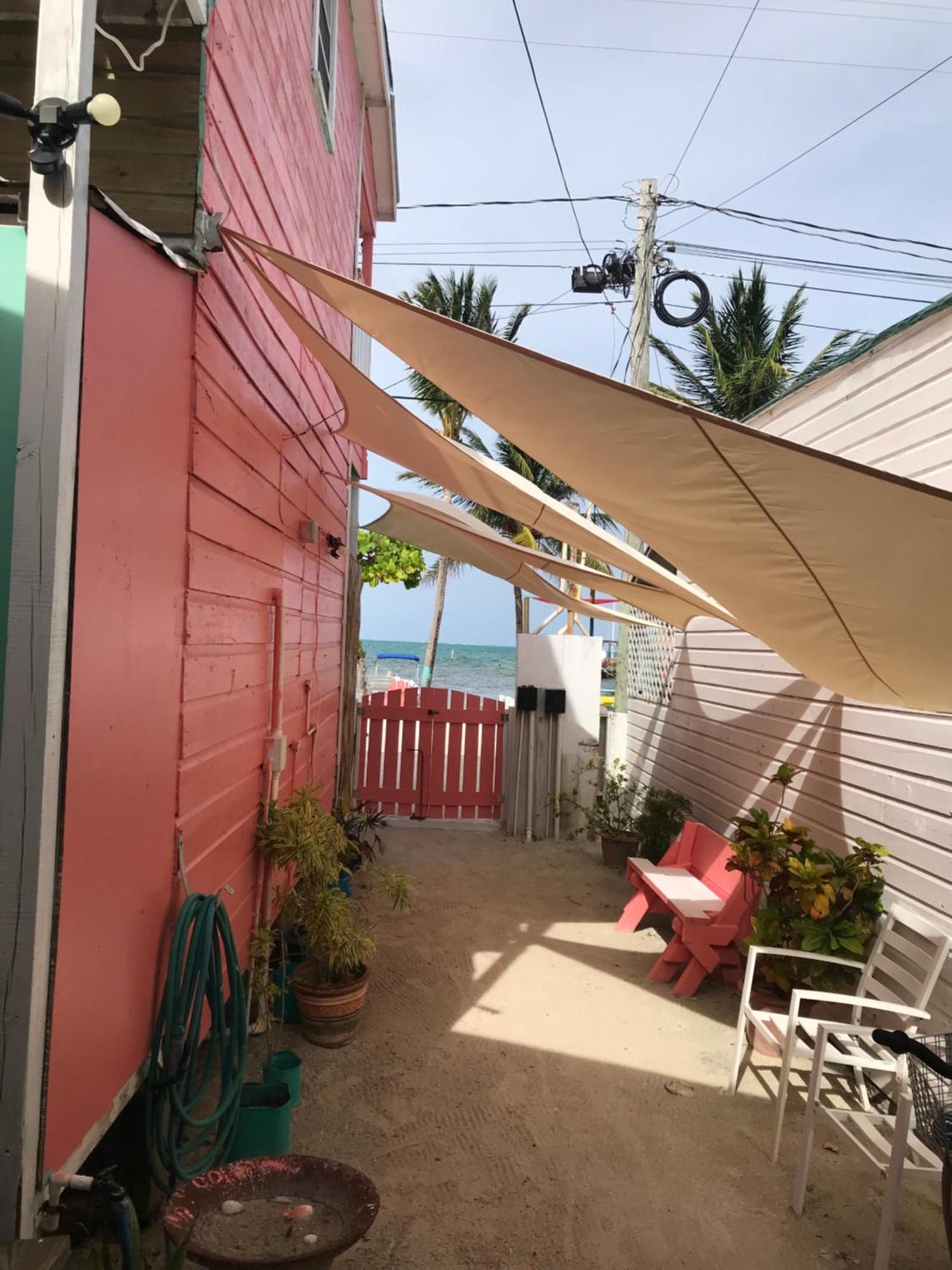 Chila'S Accommodations Caye Caulker Dış mekan fotoğraf