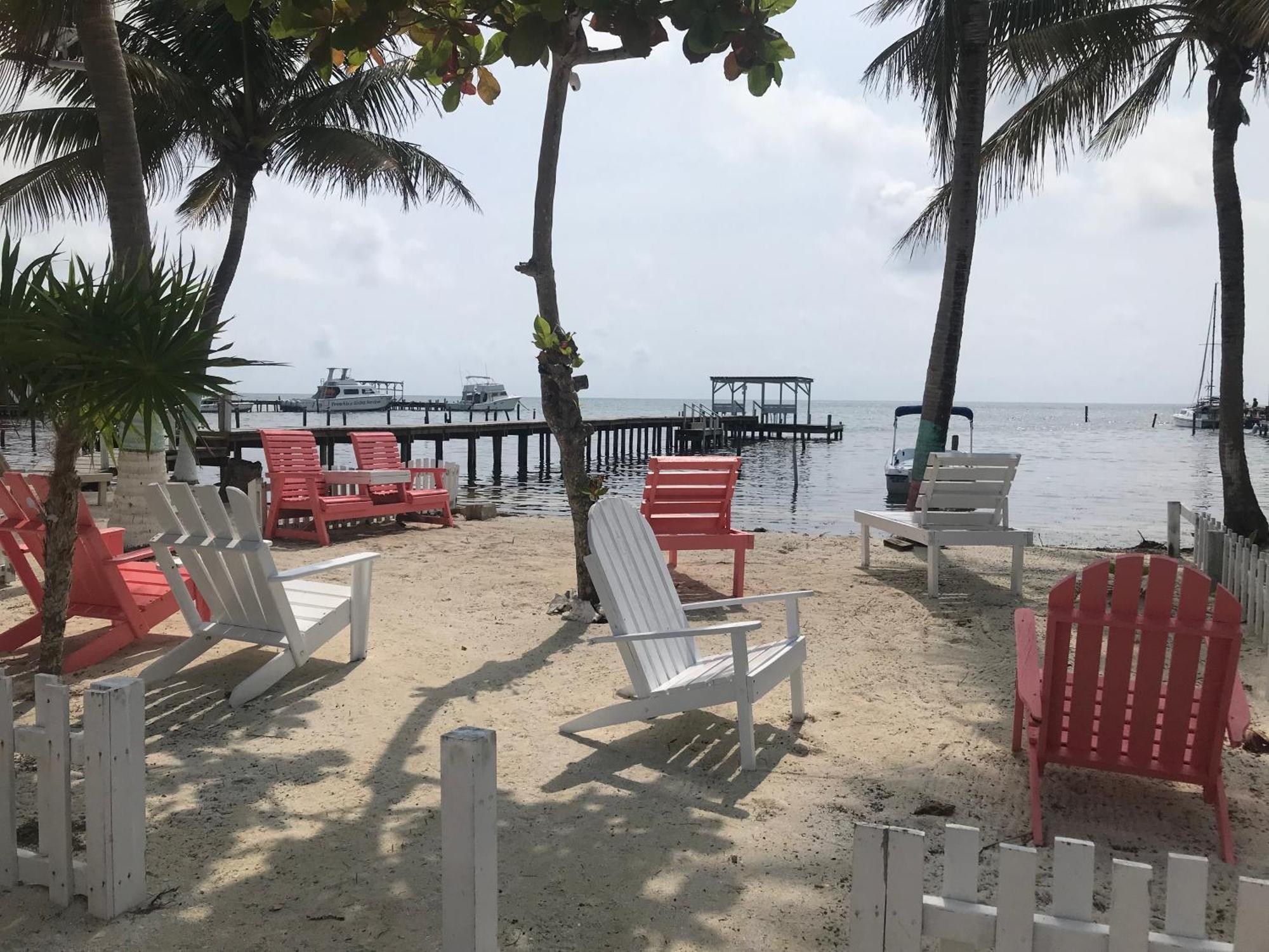 Chila'S Accommodations Caye Caulker Dış mekan fotoğraf